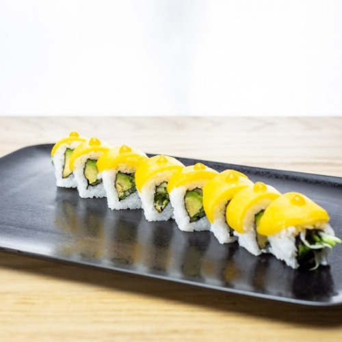 Dragon jaune végé avocat concombre mangue